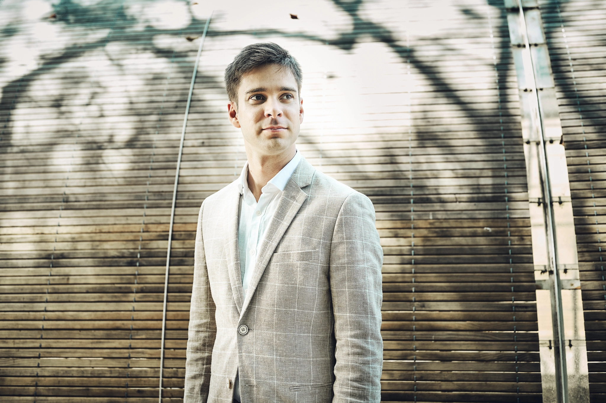 Tenor · Retrato exterior